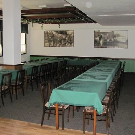 Hotel Probe Blansko Esterno foto